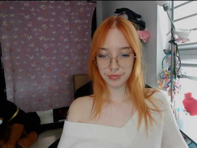 foxSonya live cam on BongaCams
