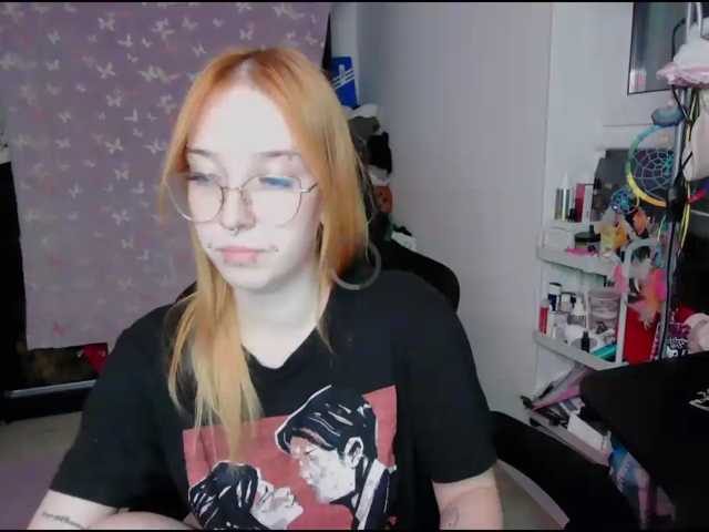 foxSonya live cam on BongaCams