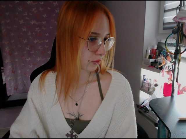 foxSonya live cam on BongaCams
