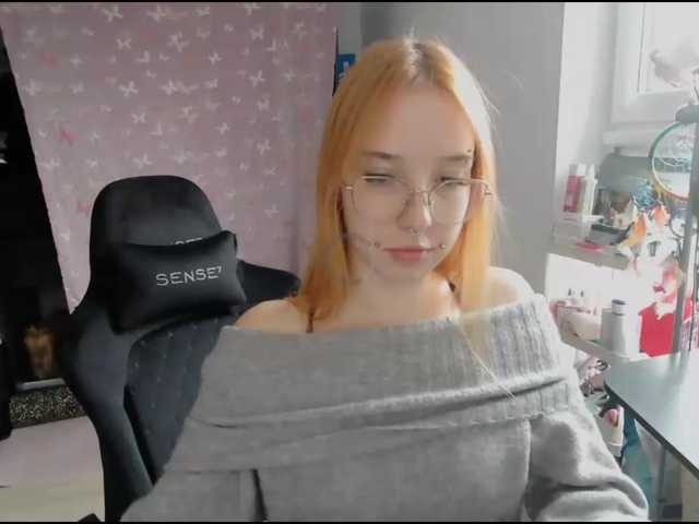 foxSonya live cam on BongaCams