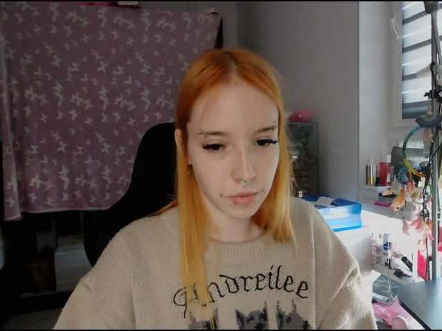 foxSonya live cam on BongaCams
