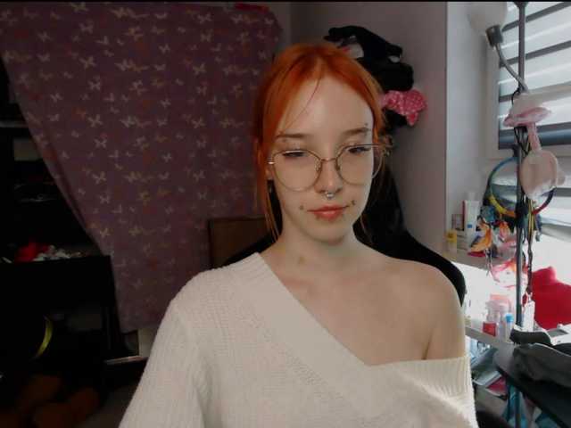 foxSonya live cam on BongaCams