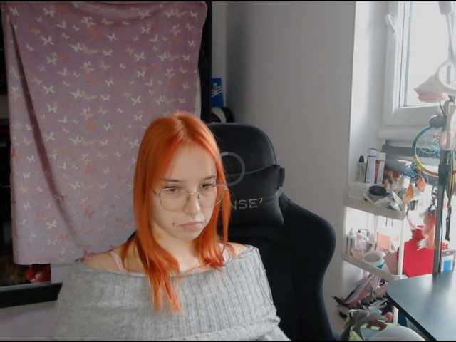 foxSonya live cam on BongaCams