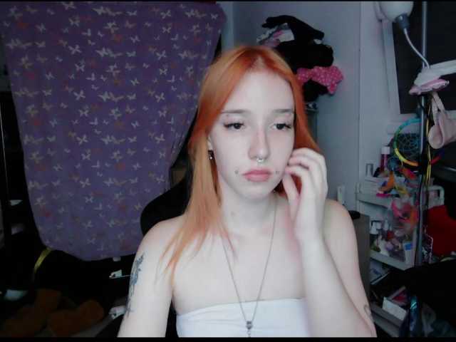 foxSonya live cam on BongaCams