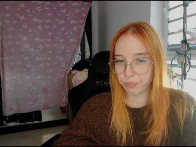 foxSonya live cam on BongaCams