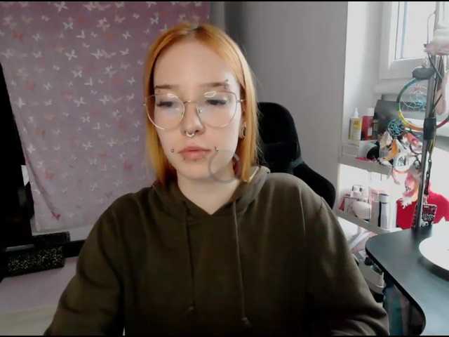 foxSonya live cam on BongaCams
