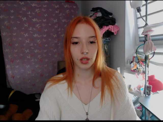 foxSonya live cam on BongaCams