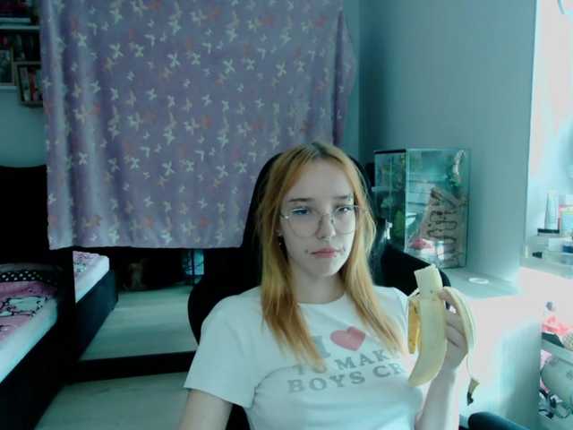 foxSonya live cam on BongaCams