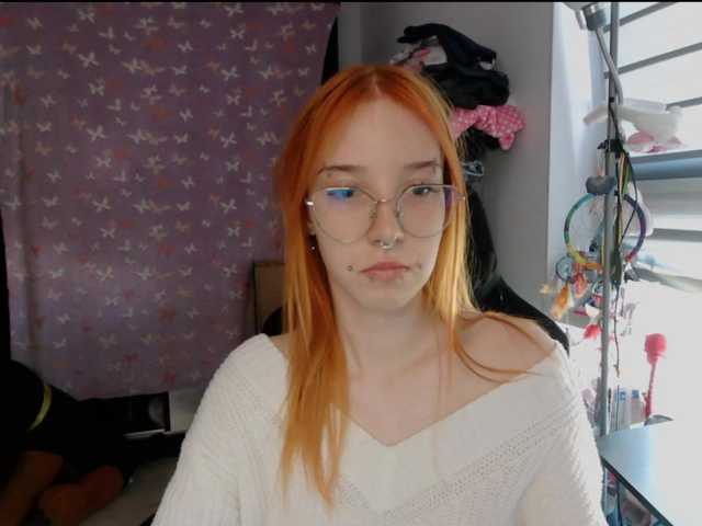 foxSonya live cam on BongaCams