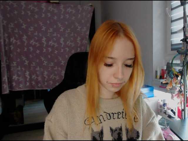 foxSonya live cam on BongaCams