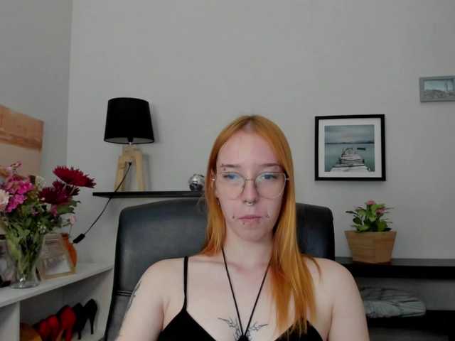 foxSonya live cam on UnifiedCams