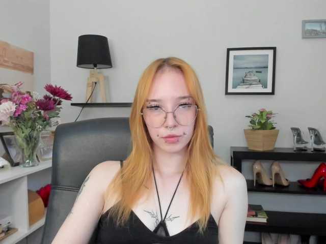 foxSonya live cam on UnifiedCams