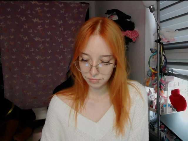 foxSonya live cam on BongaCams