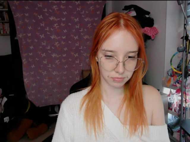foxSonya live cam on BongaCams