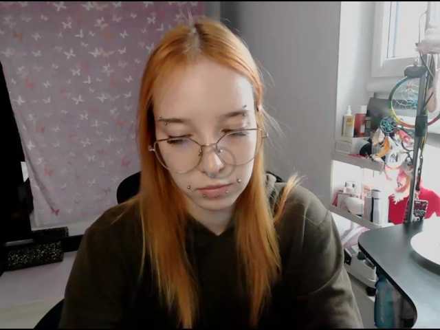 foxSonya live cam on BongaCams