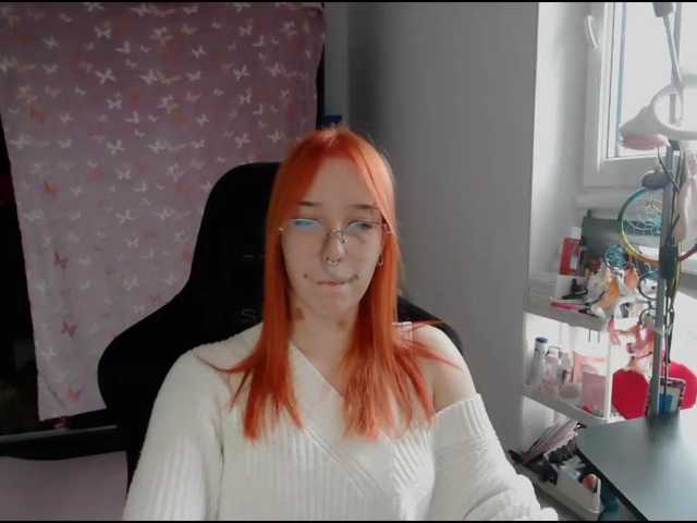 foxSonya live cam on BongaCams