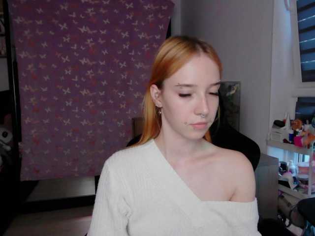 foxSonya live cam on BongaCams