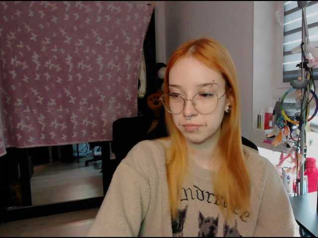 foxSonya live cam on BongaCams