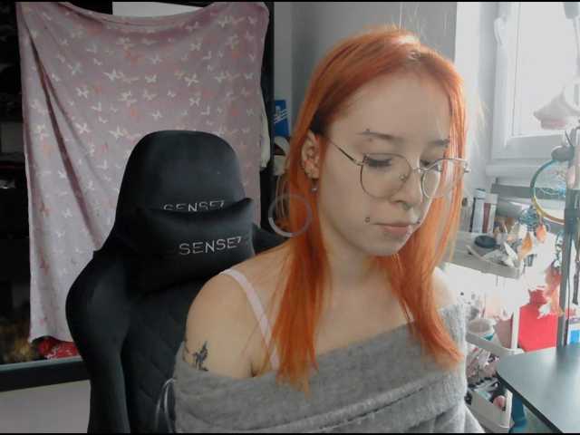 foxSonya live cam on BongaCams