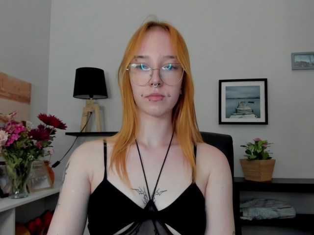 foxSonya live cam on UnifiedCams