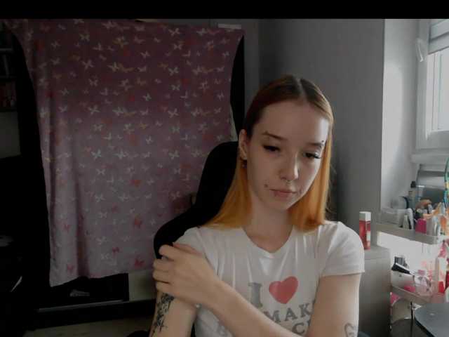 foxSonya live cam on BongaCams