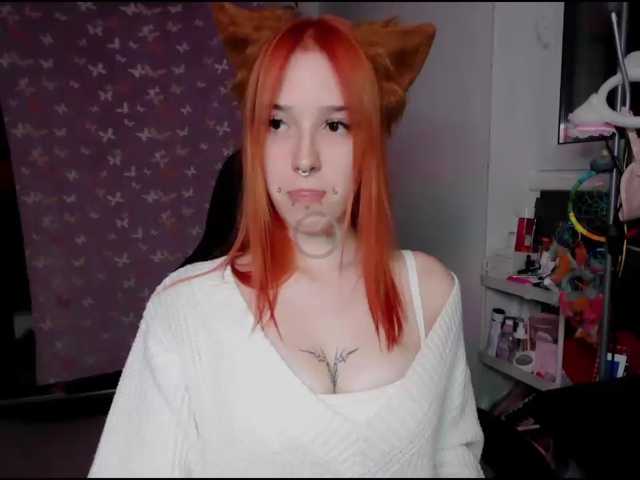 foxSonya live cam on BongaCams