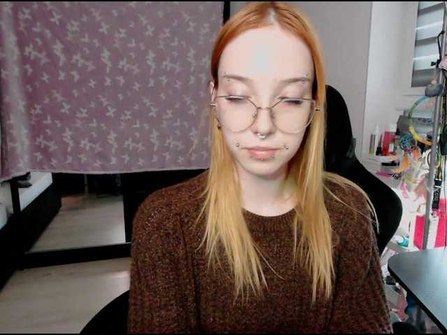 foxSonya live cam on BongaCams