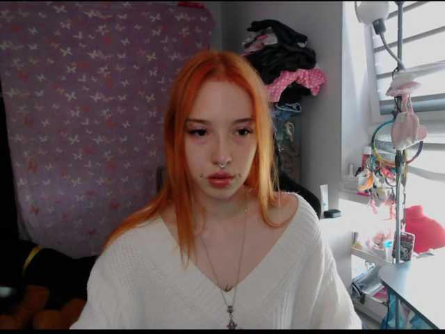 foxSonya live cam on BongaCams