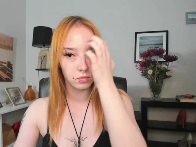 foxSonya live cam on BongaCams