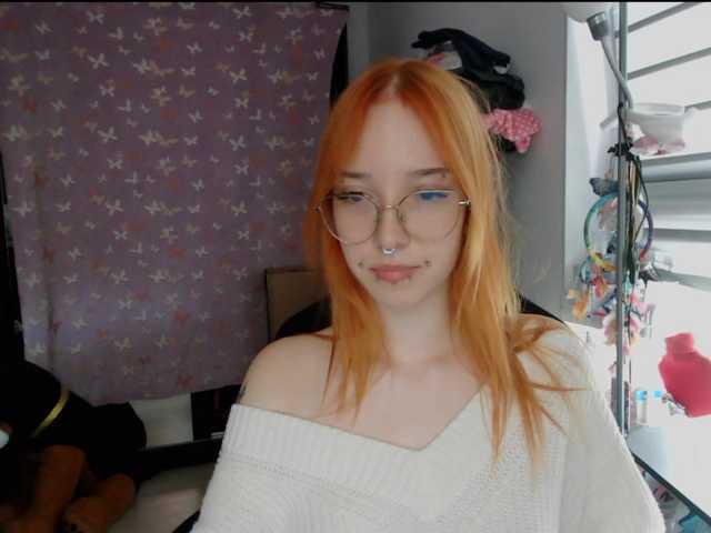 foxSonya live cam on BongaCams