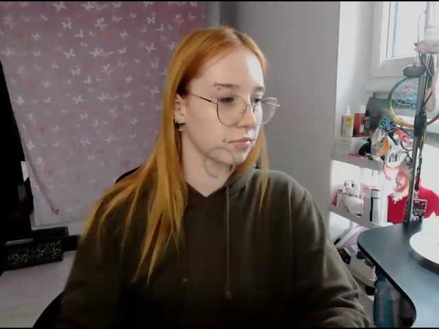 foxSonya live cam on BongaCams