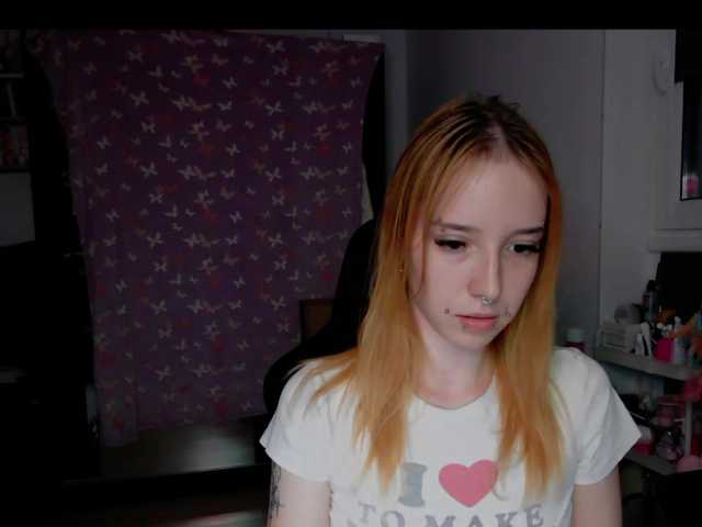 foxSonya live cam on BongaCams