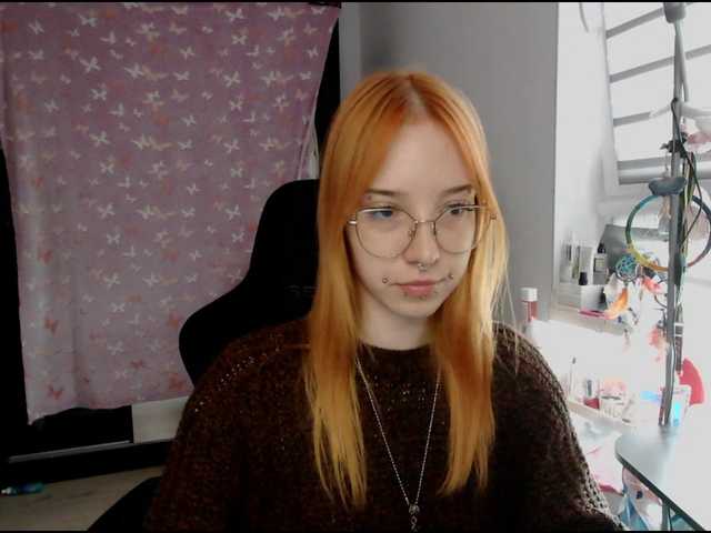 foxSonya live cam on BongaCams
