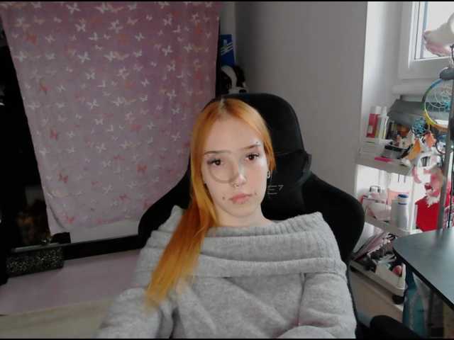foxSonya live cam on BongaCams