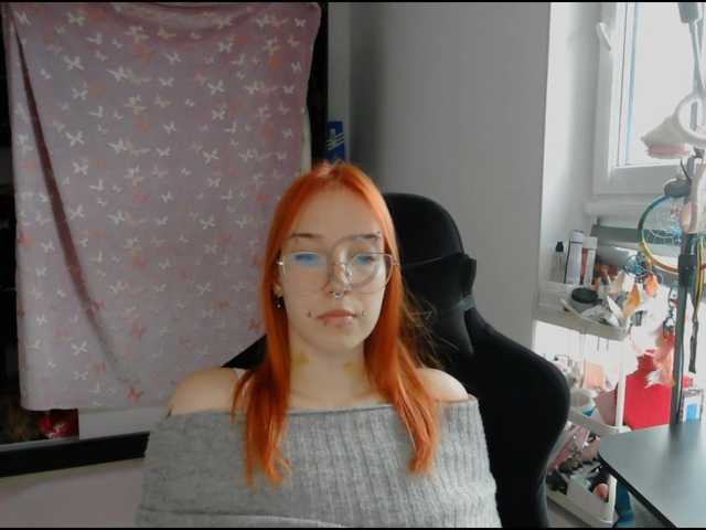 foxSonya live cam on BongaCams