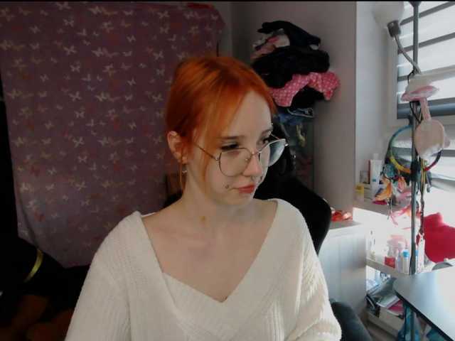 foxSonya live cam on BongaCams