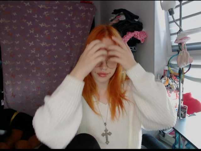 foxSonya live cam on BongaCams