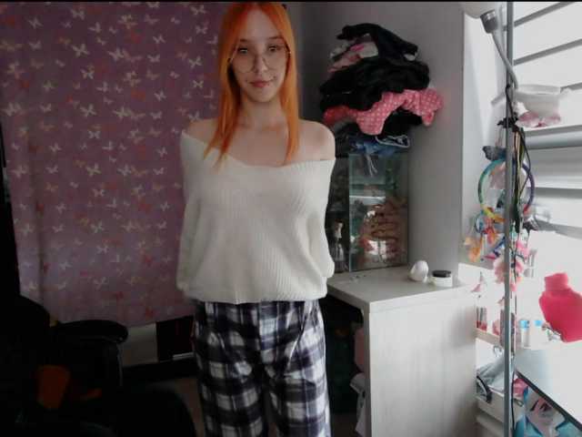 foxSonya live cam on BongaCams