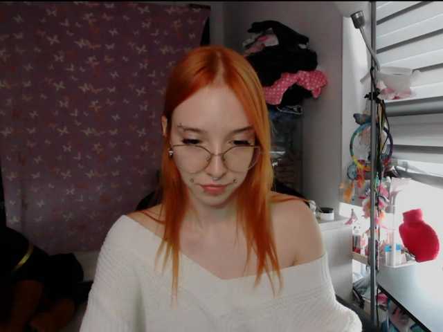 foxSonya live cam on BongaCams
