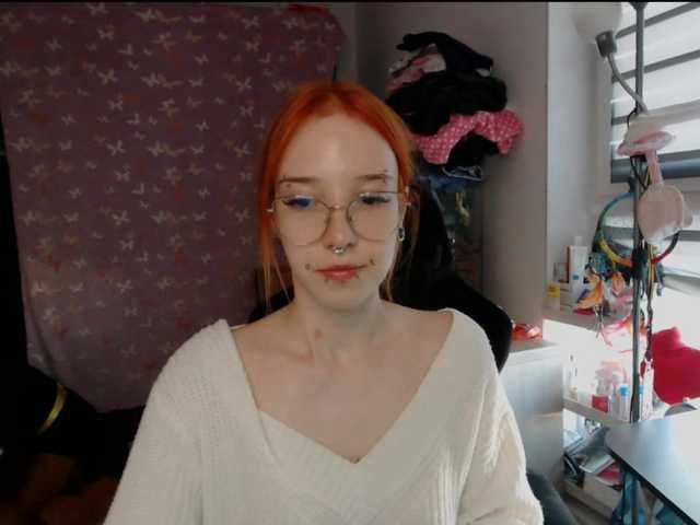 foxSonya live cam on BongaCams