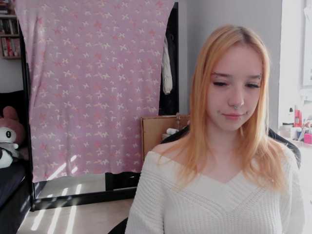 foxSonya live cam on BongaCams