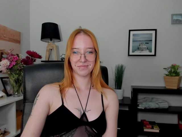 foxSonya live cam on UnifiedCams