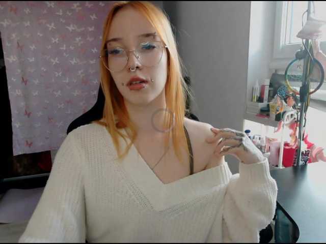 foxSonya live cam on BongaCams
