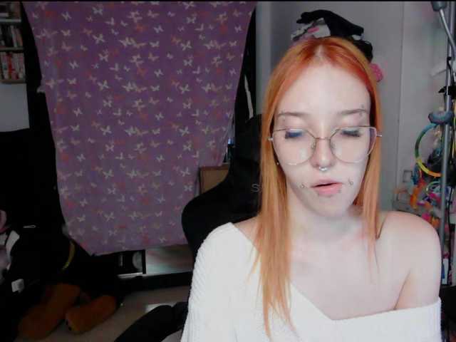 foxSonya live cam on BongaCams