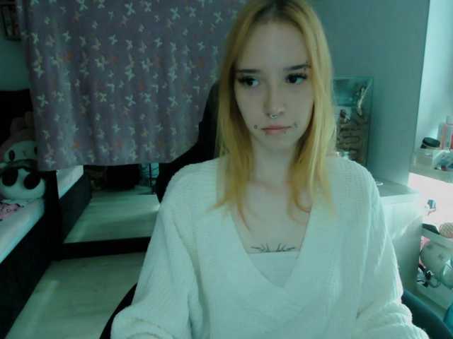 foxSonya live cam on BongaCams