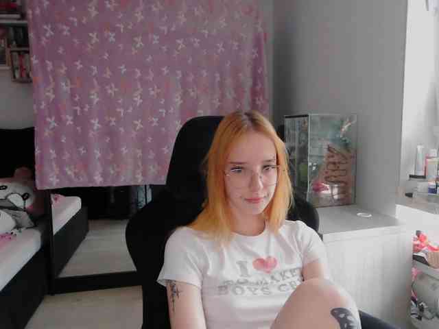 foxSonya webcam