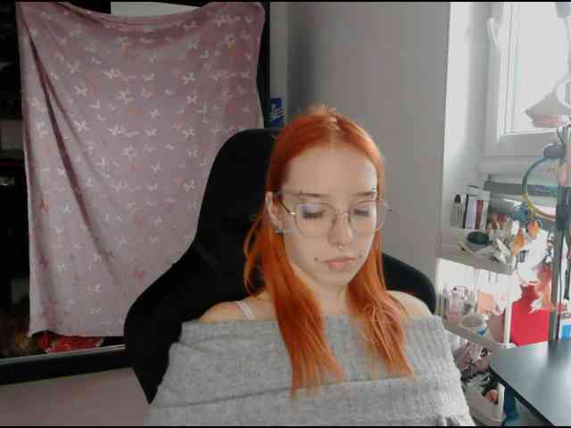 Model: foxSonya