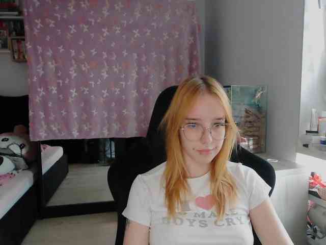 foxSonya webcam