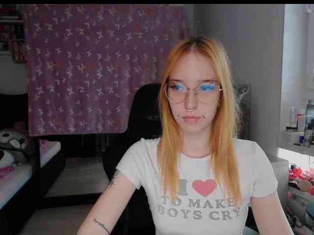 foxSonya webcam