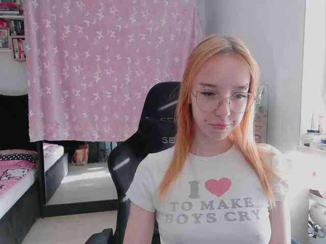 Model: foxSonya